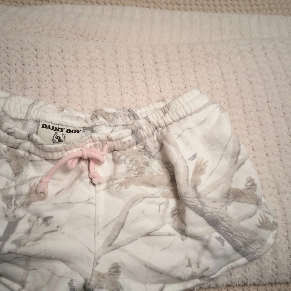Dairy Boy Women's camo Shorts - White and Pink - Picture 2 of 7